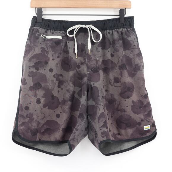 Vuori Men's Banks Athletic Shorts Watercolor Camo Sz M - Picture 1 of 7
